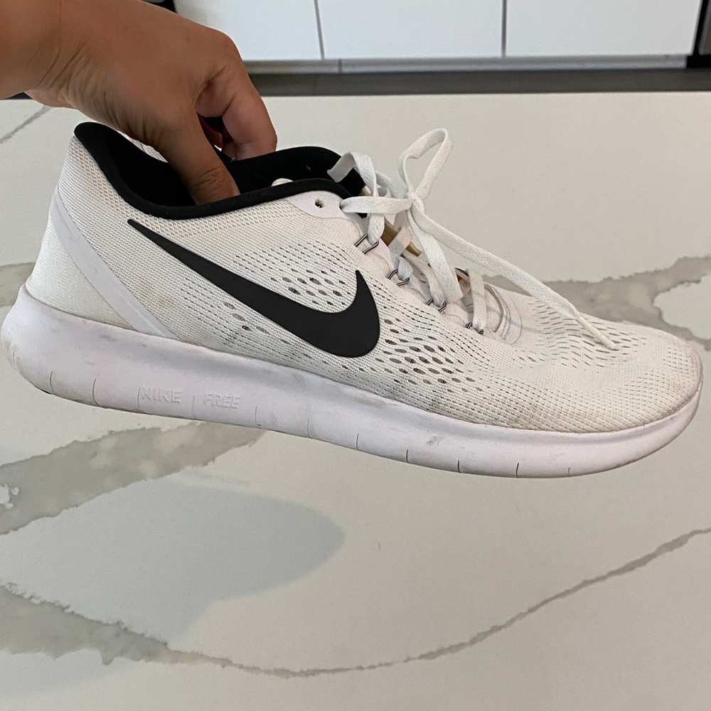Nike White and Black Free RN running shoe